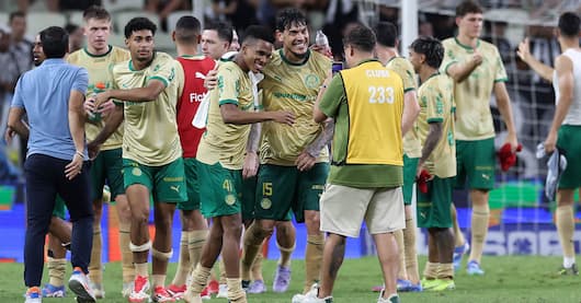 Palmeiras fecha abril com 89% de aproveitamento e se prepara para novo mês insano