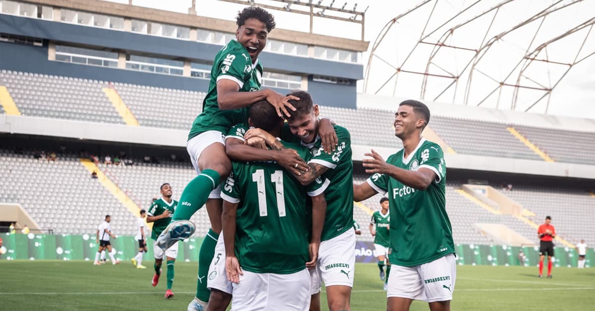 Palmeiras vence o Cruzeiro e segue líder do Brasileirão Sub-20; veja os gols
