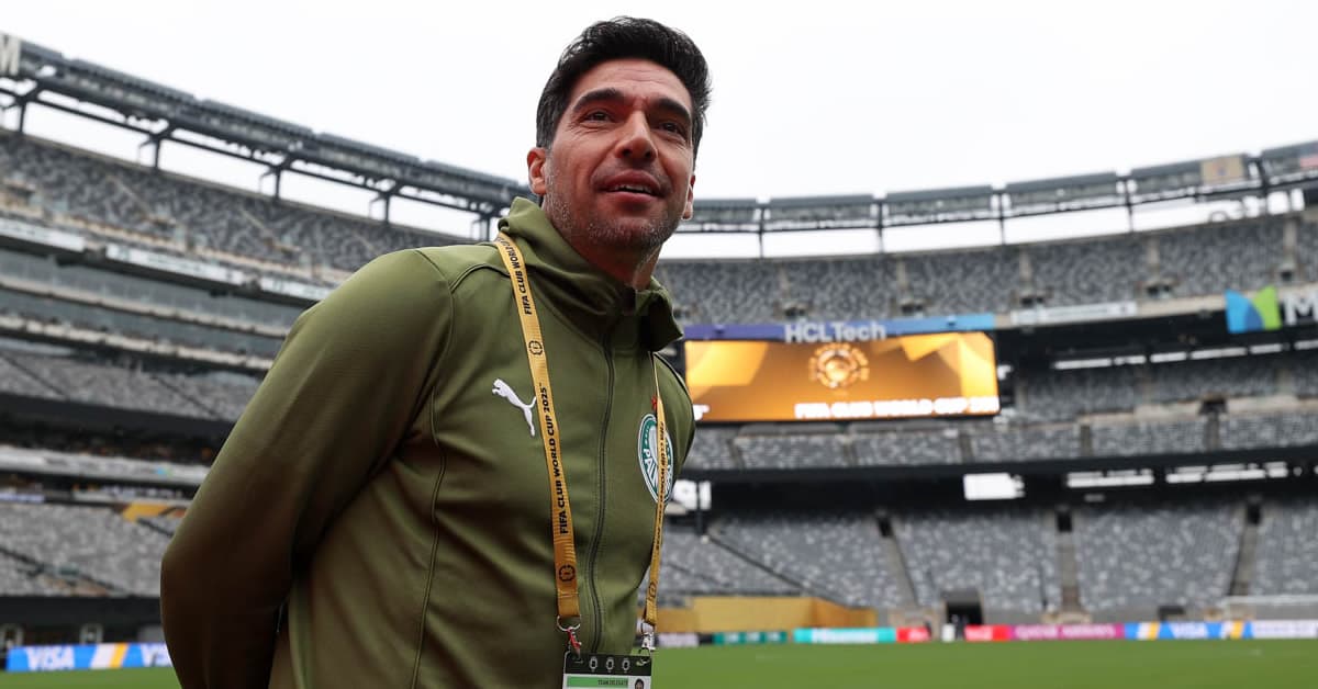 Abel exalta torcida e se declara ao Palmeiras: "Clube mais especial da minha vida"
