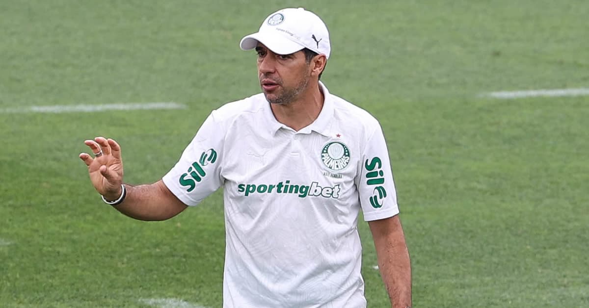 Abel projeta Palmeiras forte no Mundial e revela preocupação com gramado do Metlife Stadium
