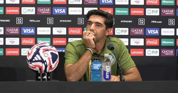 Vídeo: coletiva do Abel após derrota para o Chelsea