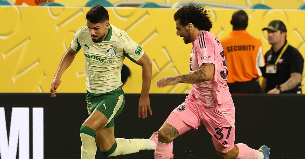Palmeiras supera escolhas erradas de Abel e avança como líder do Grupo A