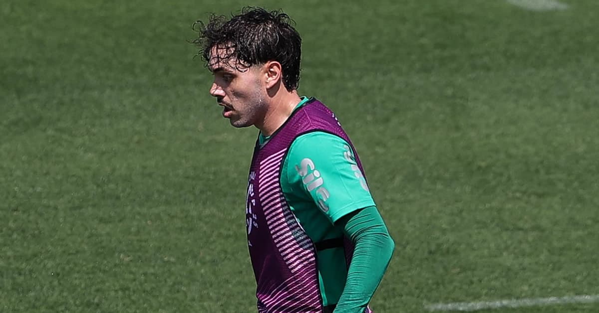 Maurício elogia estrutura do Palmeiras em Greensboro e fala sobre disputa no time titular