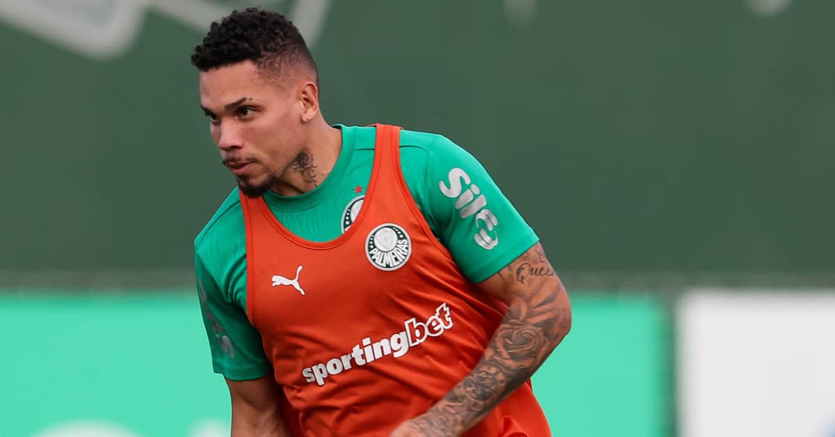 Palmeiras segue preparação para enfrentar o Porto; Paulinho vai a campo