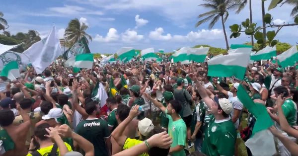 Vídeos: torcida do Palmeiras invade Miami