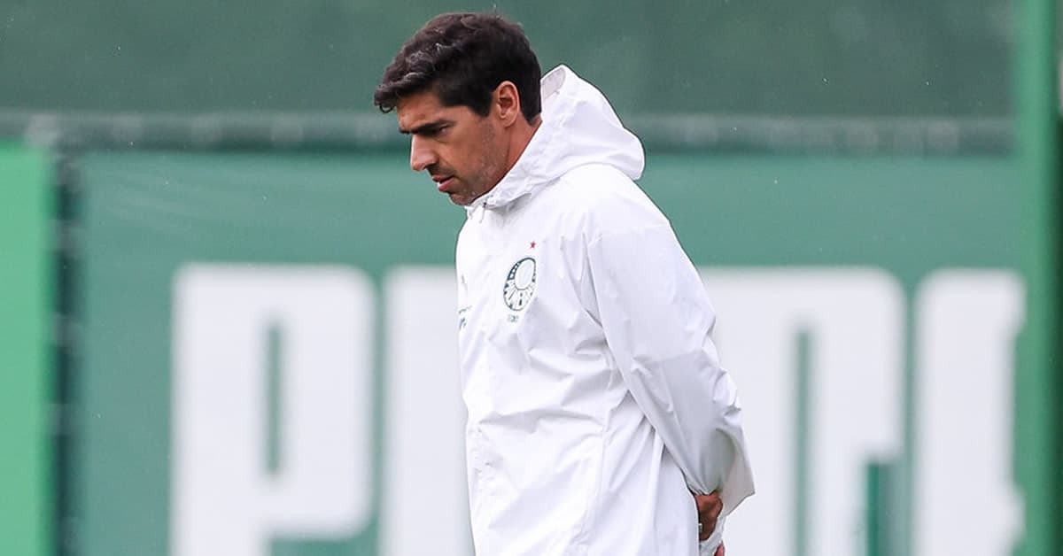 Palmeiras pode ter time alternativo contra o Vitória; veja possibilidade de escalação