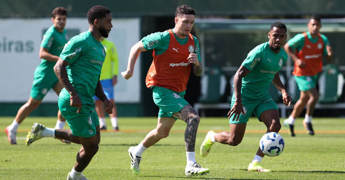 Sem 4 jogadores, Palmeiras inicia preparação para enfrentar o Corinthians