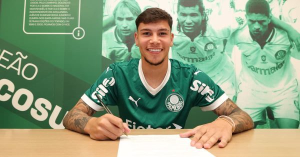 Palmeiras prorroga contrato de Erick Belé, destaque do Sub-20
