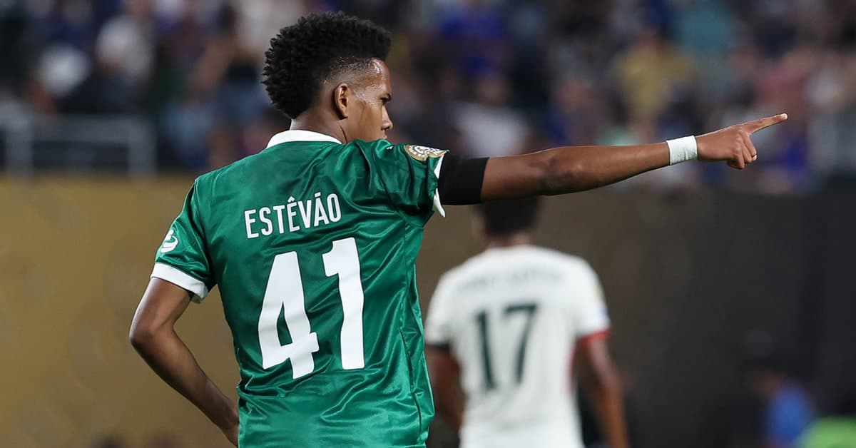 Estêvão lamenta eliminação e se despede do Palmeiras "copiando" Marcos, Jesus e Endrick