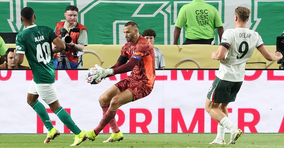 Weverton tenta explicar lance do segundo gol e valoriza campanha do Palmeiras no Mundial