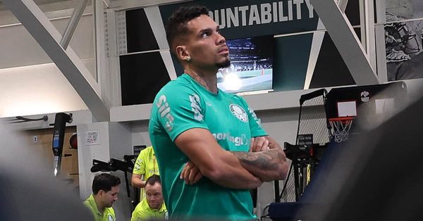 Pós-Mundial: Paulinho deverá voltar a atuar pelo Palmeiras apenas em novembro
