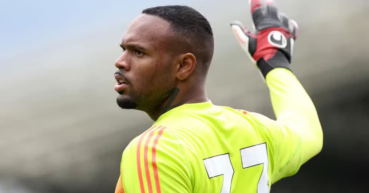 Palmeiras fica perto de acerto com goleiro Carlos Miguel