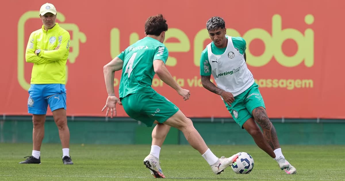 Palmeiras retoma preparação para enfrentar o Corinthians; escalação tem duas dúvidas