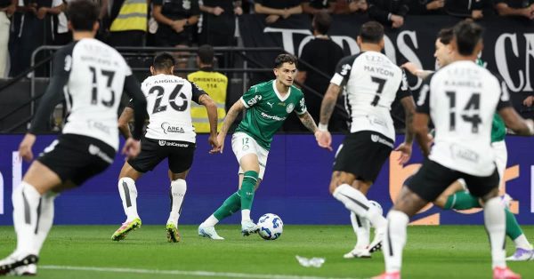 Ficha técnica de Corinthians 1 x 1 Palmeiras