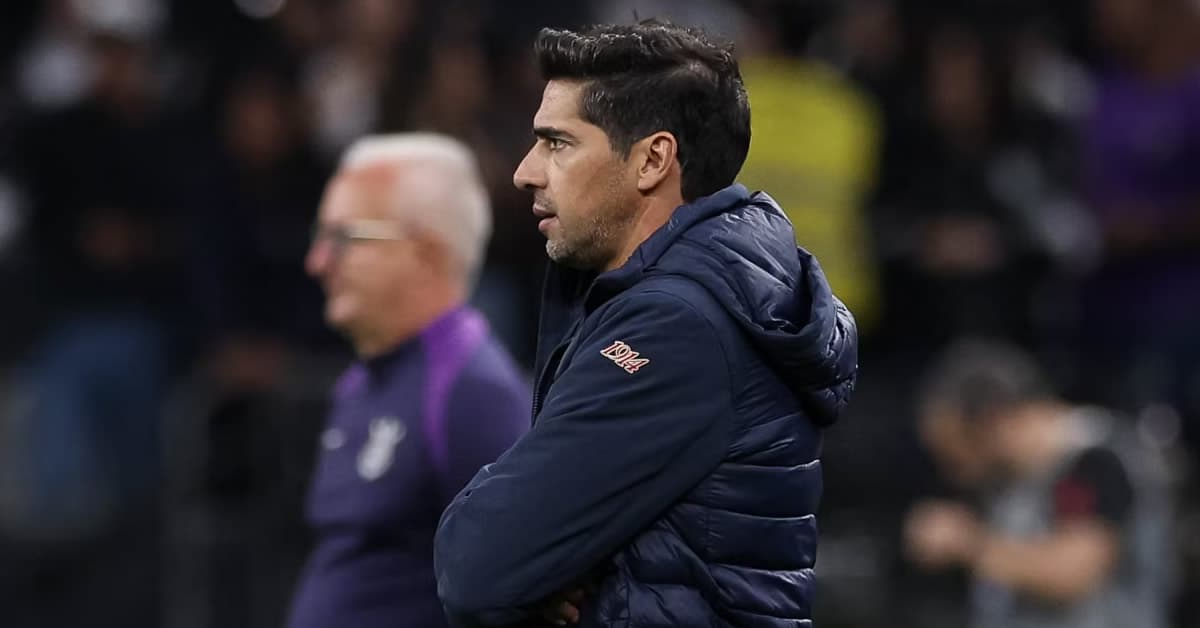 Abel, após empate com Corinthians: "Mais uma vez fomos melhores e não conseguimos vencer"