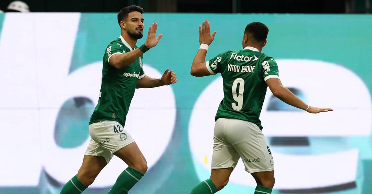 Qual era a pontuação do Palmeiras após 17 jogos nos últimos Brasileiros?