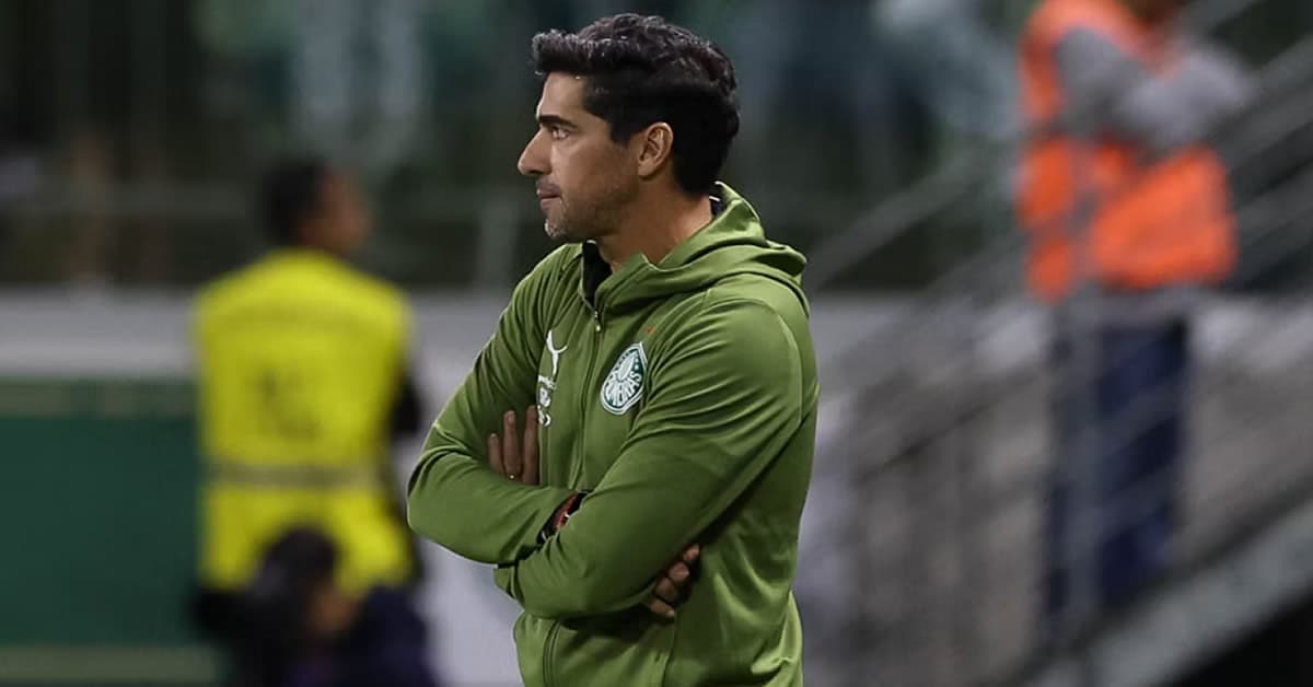 Abel Ferreira aprova atuação contra o Sport e desconversa sobre Andreas Pereira