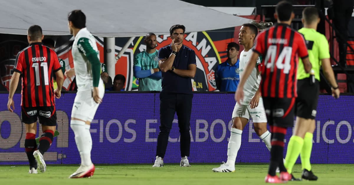 Abel aprova atuação dos reservas e diz que Palmeiras perdeu dois pontos
