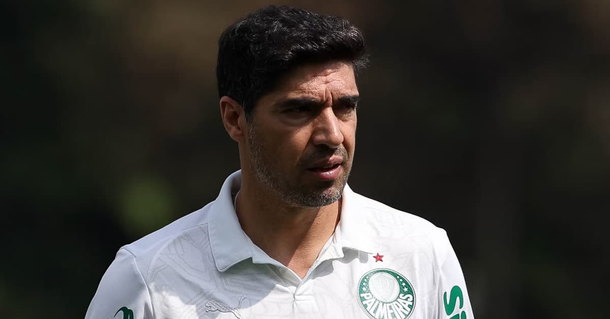 Abel volta e Palmeiras faz treino tático mirando jogo contra o Internacional