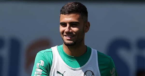 Andreas Pereira vê Palmeiras em evolução e projeta clássico: “Jogo especial”