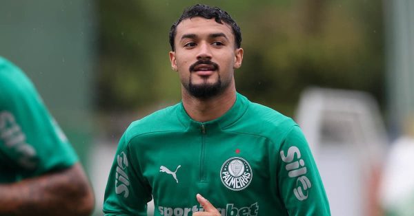 Jefté aprova estreia como titular e projeta duelo contra o River Plate
