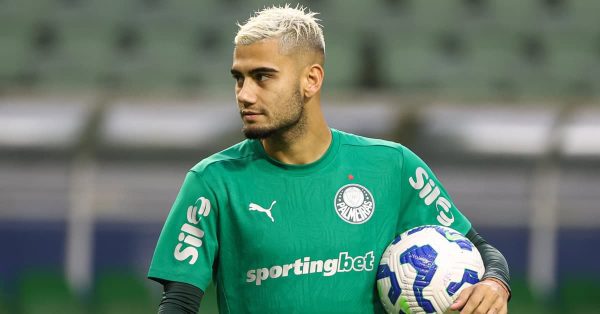 Andreas Pereira aprova treinos no Allianz Parque e confia em bom jogo do Palmeiras contra o Juventude