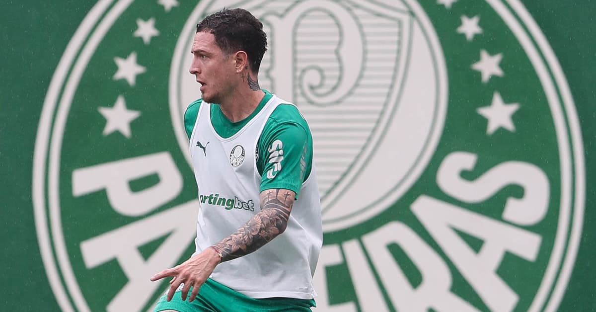 Aníbal Moreno é novidade em treino do Palmeiras mirando jogo contra a LDU