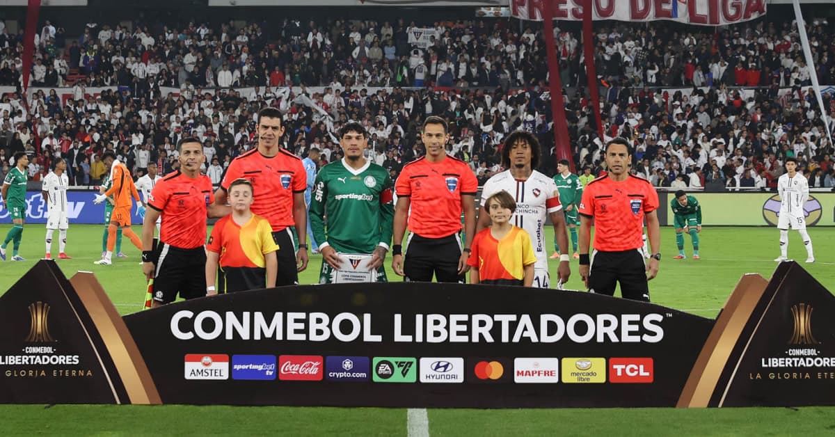 Ficha técnica de LDU 3 x 0 Palmeiras