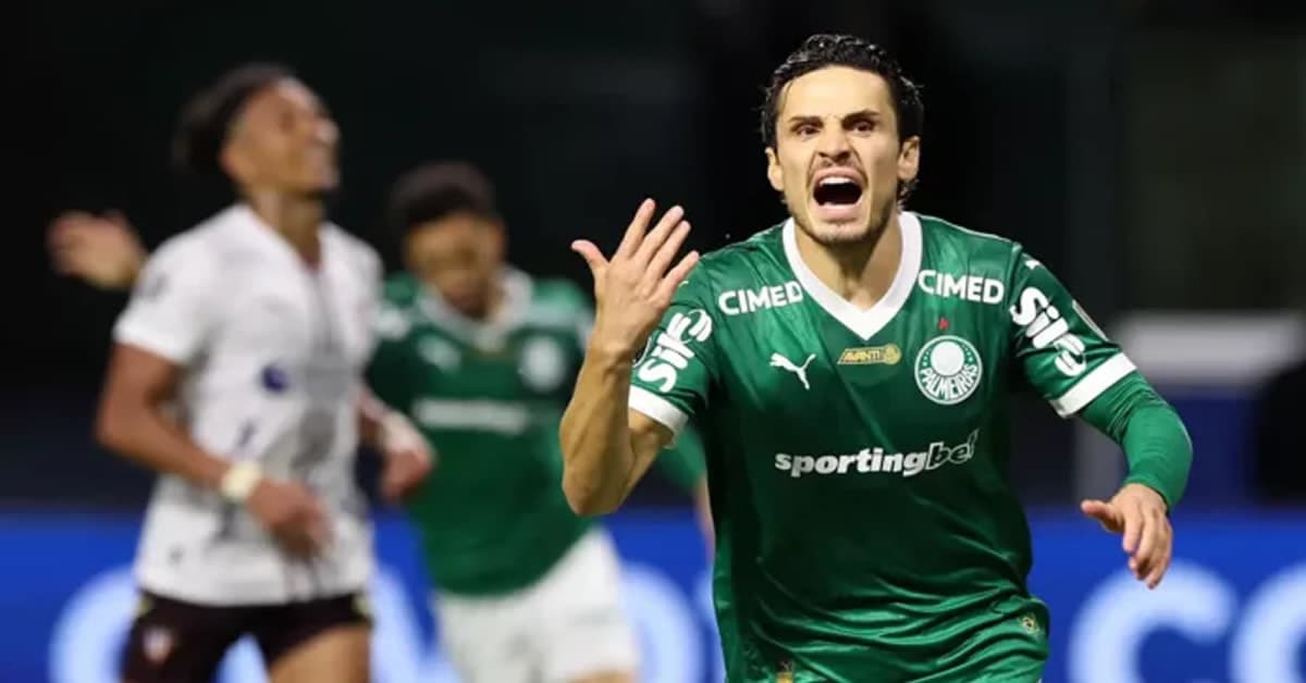 Decisivo, Raphael Veiga celebra virada histórica do Palmeiras: "Não é todo dia que acontece"