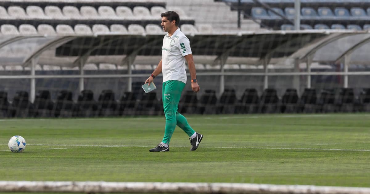 Palmeiras faz primeiro treino em Lima; Abel ensaia o time titular