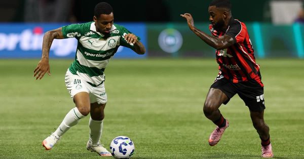 Palmeiras só empata com o Vitória em casa e se complica na briga pelo título do Brasileirão