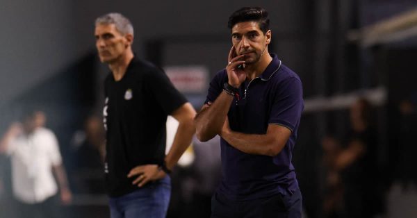 Abel reprova atuação do Palmeiras no primeiro tempo e não joga a toalha pelo título: “Faltam 15 pontos”