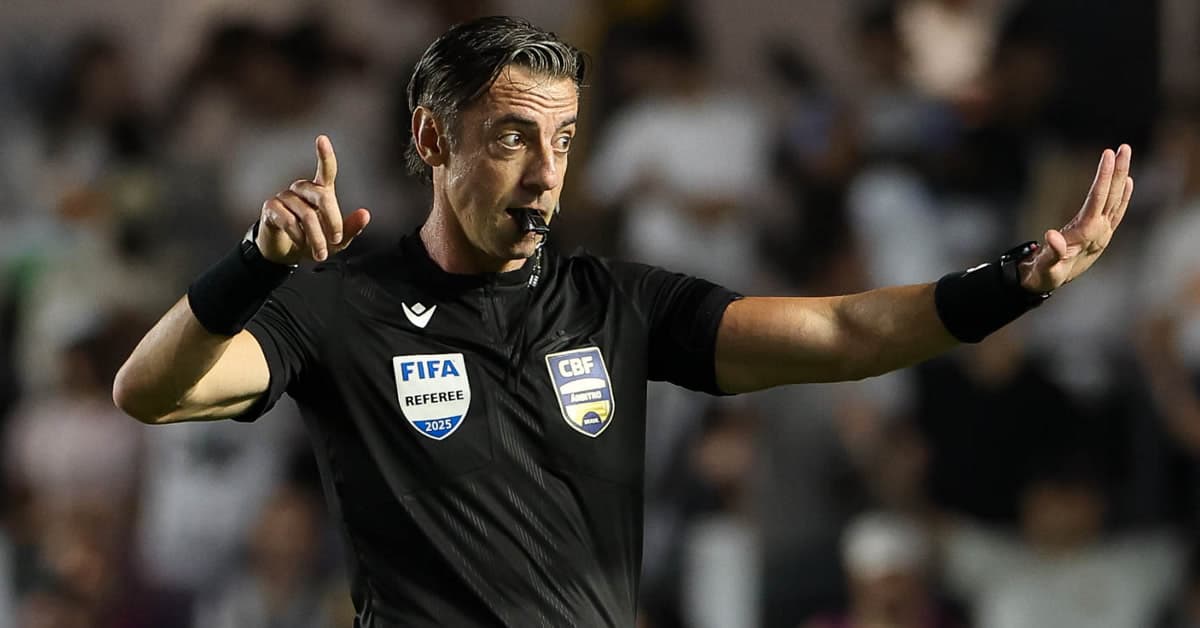 Vídeo: Maurício sofre pênalti e Palmeiras é prejudicado contra o Santos