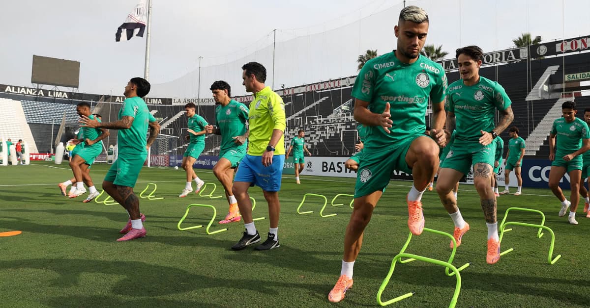 Vídeo: veja como foi o primeiro treino do Palmeiras em Lima