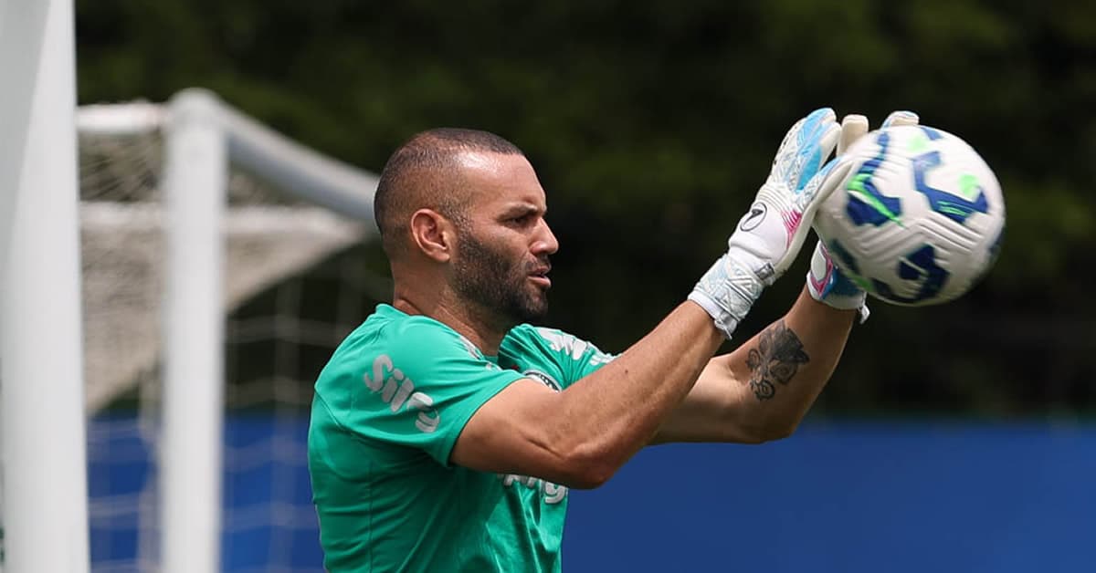 Palmeiras segue preparação para enfrentar o Santos; Weverton avança na recuperação
