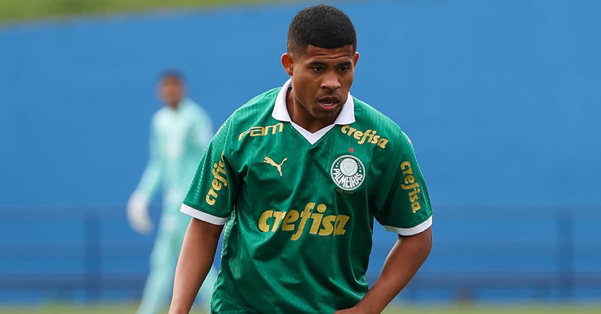 Emprestado ao Athletico-PR, Gilberto se despede do Palmeiras