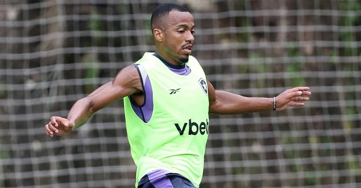 Palmeiras se acerta com Botafogo e espera exames para anunciar Marlon Freitas