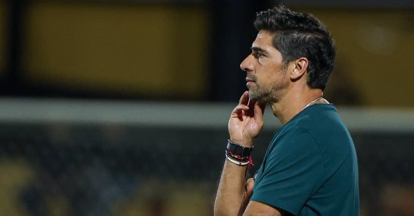 Goleada não é fato isolado; relembre outros vexames de Abel Ferreira no Palmeiras