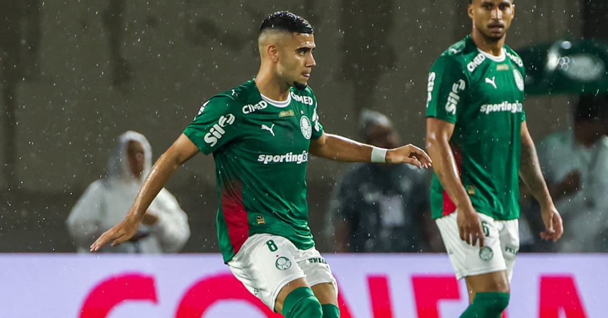 Andreas Pereira tem trauma no ombro; cirurgia é descartada