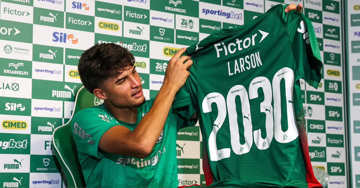 Larson assina contrato longo com Palmeiras e é promovido oficialmente: "Um sonho"