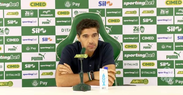 Abel avalia momento do Palmeiras e pede união entre time e torcida