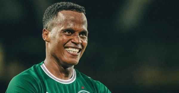 Arias manda recado à torcida: “Que nossa caminhada juntos seja cheia de títulos”