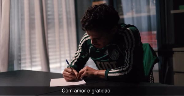 Raphael Veiga publica vídeo de despedida do Palmeiras; assista