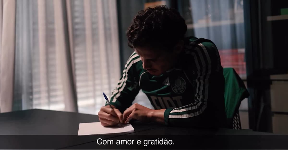 Raphael Veiga publica vídeo de despedida do Palmeiras; assista