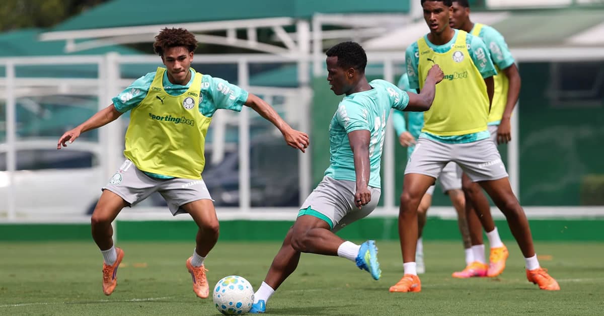 Palmeiras x Grêmio: Arias é novidade no treino de terça-feira