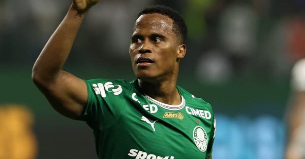 Arias comemora primeiro gol pelo Palmeiras e puxa a orelha do time: “Sofreu mais do que deveria”