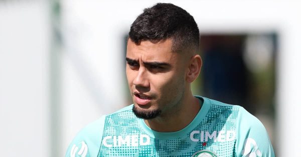 Andreas Pereira destaca bom momento do Palmeiras e projeta Derby: “Jogo difícil”