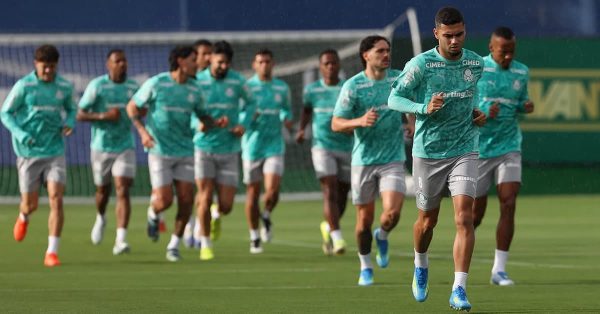 Palmeiras faz treino técnico para enfrentar o Corinthians; Abel vai mexer no time