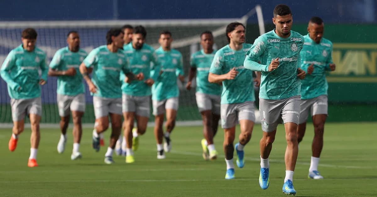 Palmeiras faz treino técnico para enfrentar o Corinthians; Abel vai mexer no time