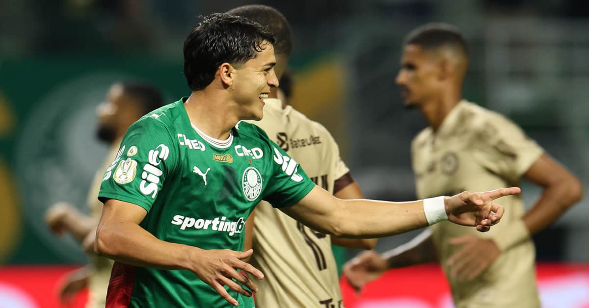 Palmeiras faz 3 a 0 no Jacuipense e encaminha vaga na Copa do Brasil